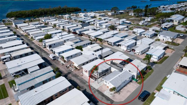 31 1ST STREET, Bradenton, FL 34210