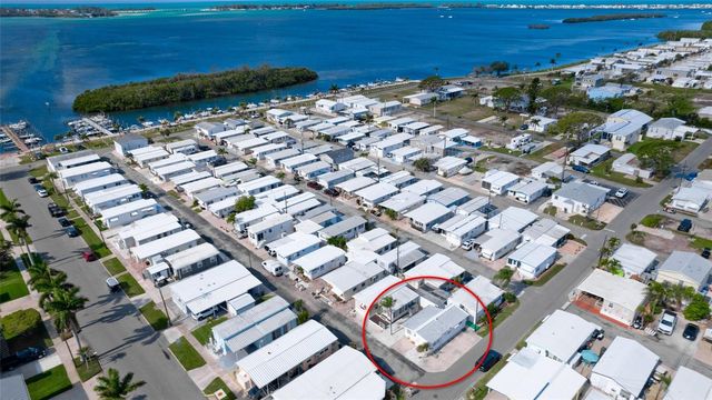 31 1ST STREET, Bradenton, FL 34210