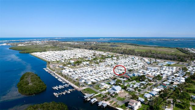 31 1ST STREET, Bradenton, FL 34210