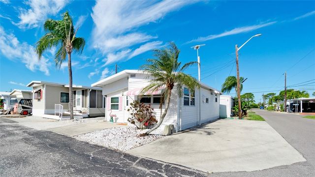 31 1ST STREET, Bradenton, FL 34210