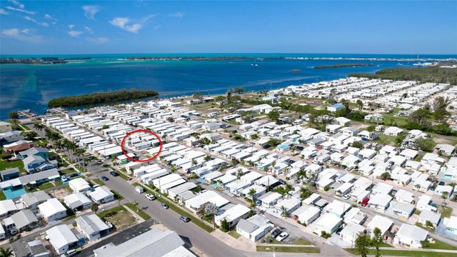 31 1ST STREET, Bradenton, FL 34210