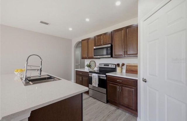 2909 NW 22ND AVENUE, Cape Coral, FL 33993