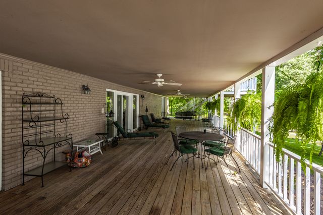 601 Indian Lake Rd, Hendersonville, TN 37075