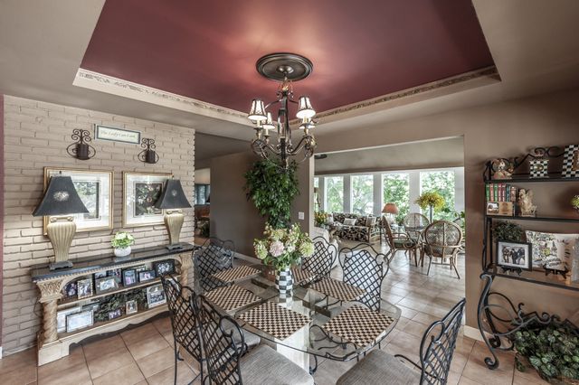 601 Indian Lake Rd, Hendersonville, TN 37075