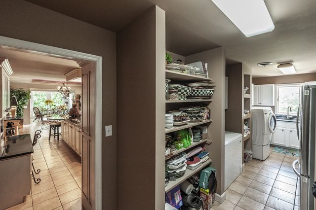 601 Indian Lake Rd, Hendersonville, TN 37075