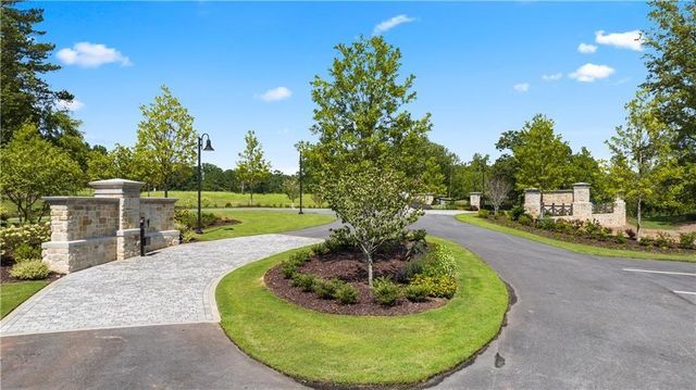 2027 Magnolia Lane, Milton, GA 30004