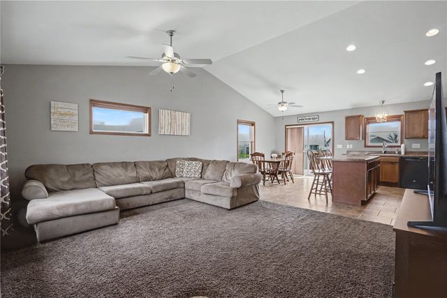 6403 Cope Drive, Marion, IA 52302