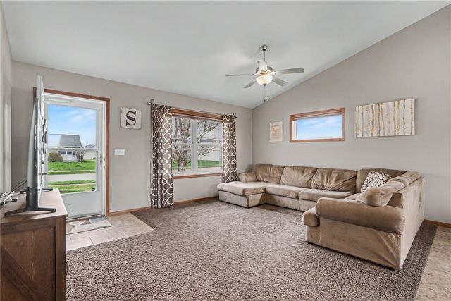 6403 Cope Drive, Marion, IA 52302