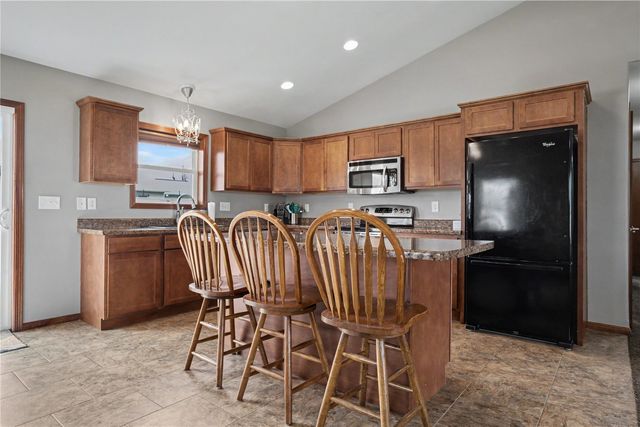6403 Cope Drive, Marion, IA 52302