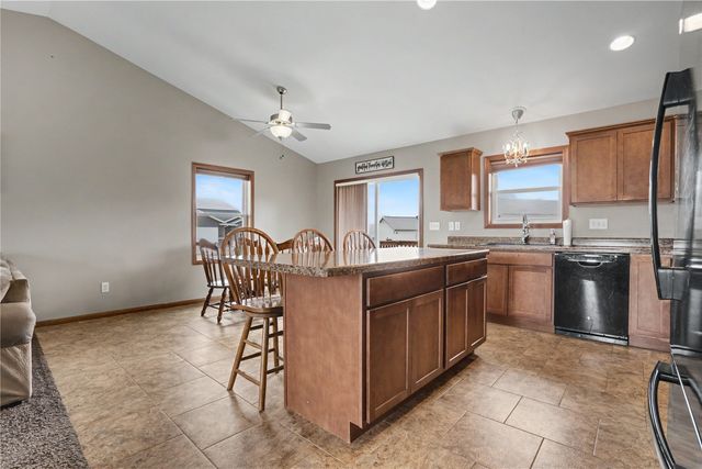 6403 Cope Drive, Marion, IA 52302