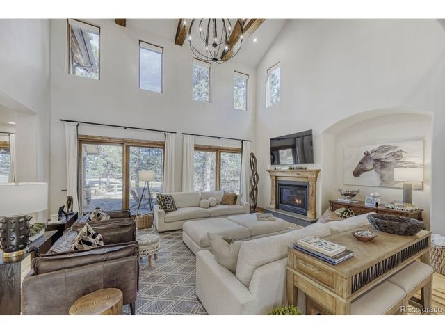 6999 Yampa Dr, Larkspur, CO 80118