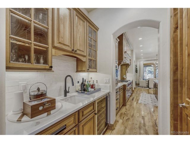 6999 Yampa Dr, Larkspur, CO 80118