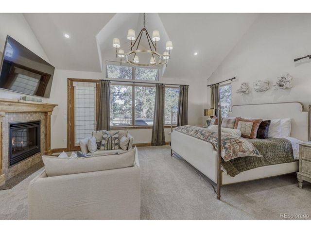 6999 Yampa Dr, Larkspur, CO 80118