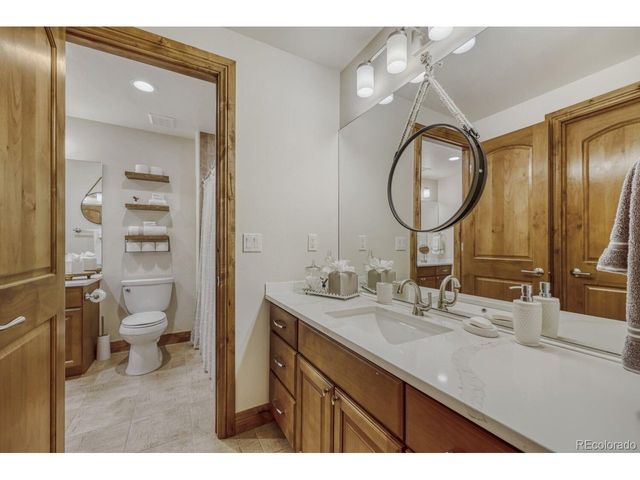 6999 Yampa Dr, Larkspur, CO 80118