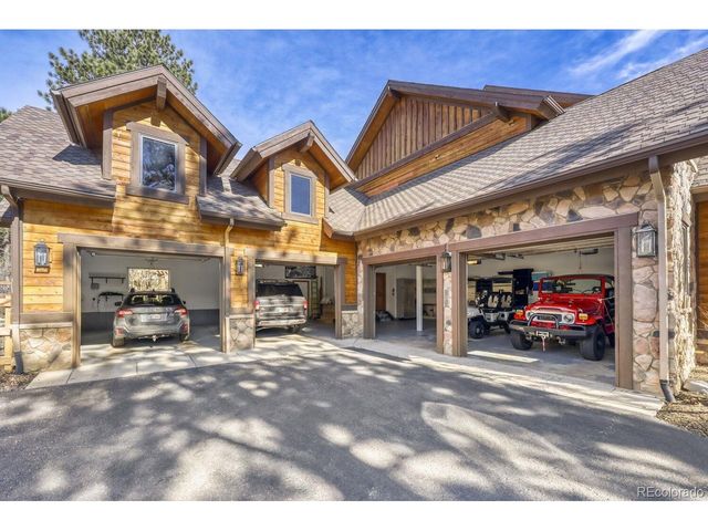 6999 Yampa Dr, Larkspur, CO 80118