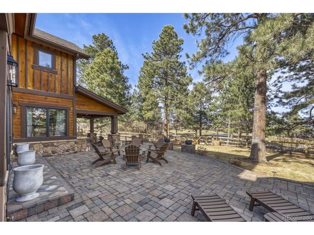 6999 Yampa Dr, Larkspur, CO 80118