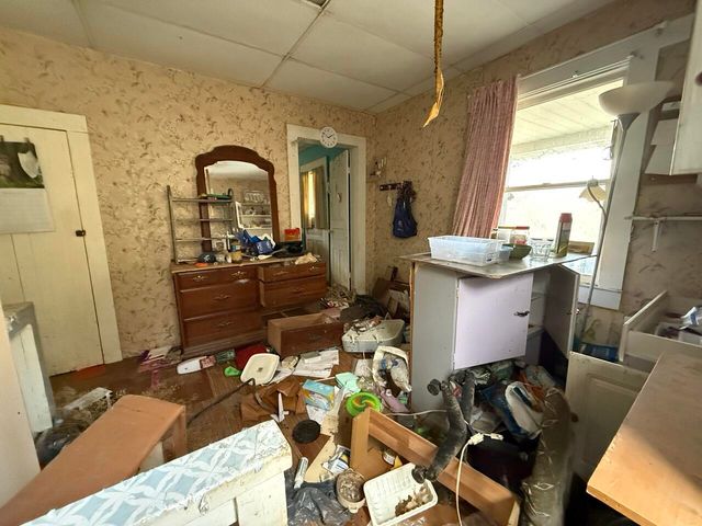 138 Walter Street, Wallins, KY 40873