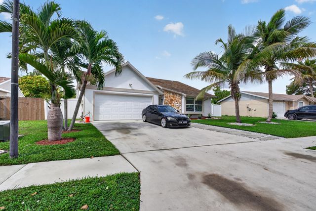 4858 Classic Drive, West Palm Beach, FL 33417