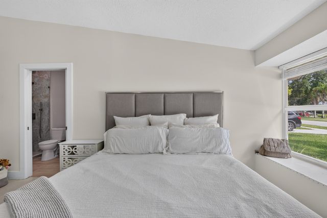 4858 Classic Drive, West Palm Beach, FL 33417