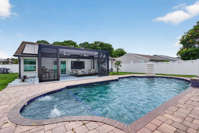 4858 Classic Drive, West Palm Beach, FL 33417