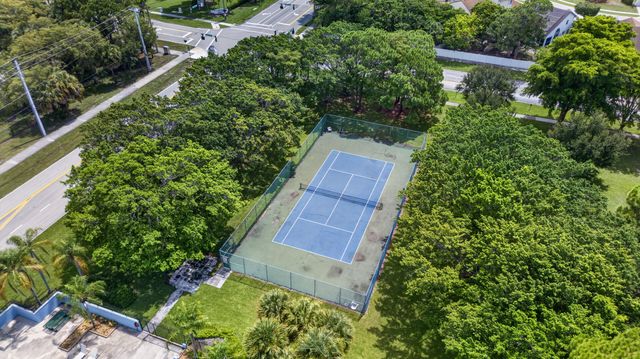 4858 Classic Drive, West Palm Beach, FL 33417