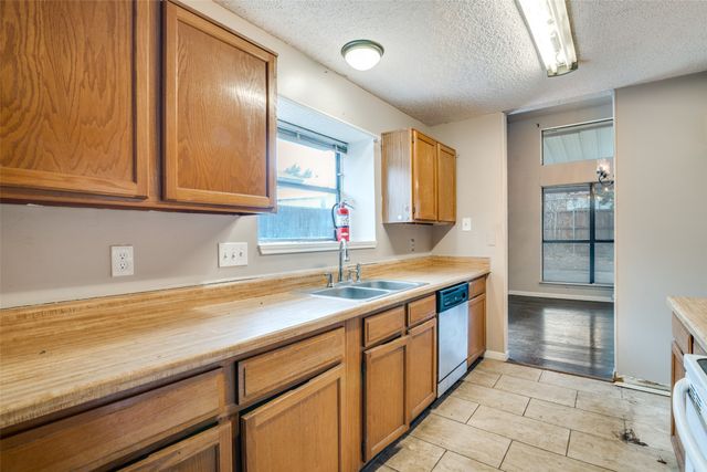 2621 Independence Drive, Mesquite, TX 75150