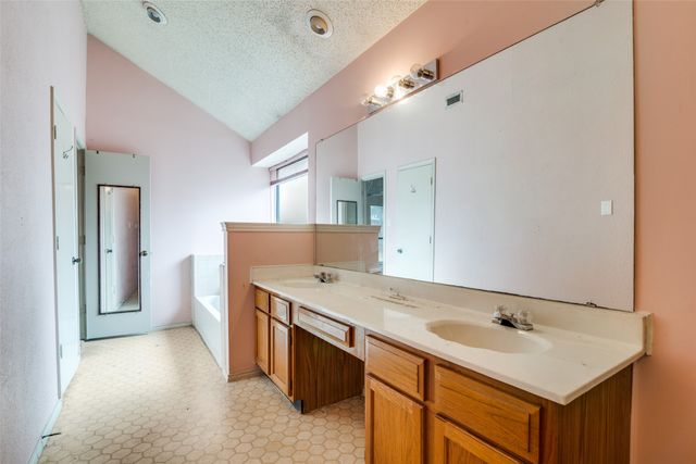 2621 Independence Drive, Mesquite, TX 75150