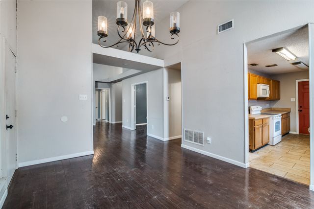 2621 Independence Drive, Mesquite, TX 75150