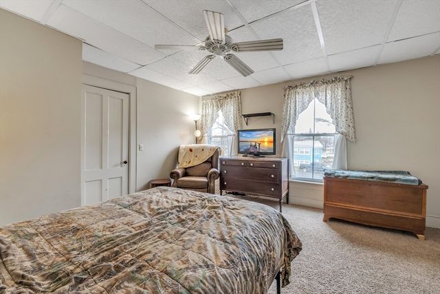 94 South St, Ware, MA 01082