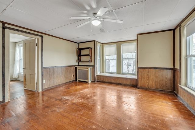 94 South St, Ware, MA 01082