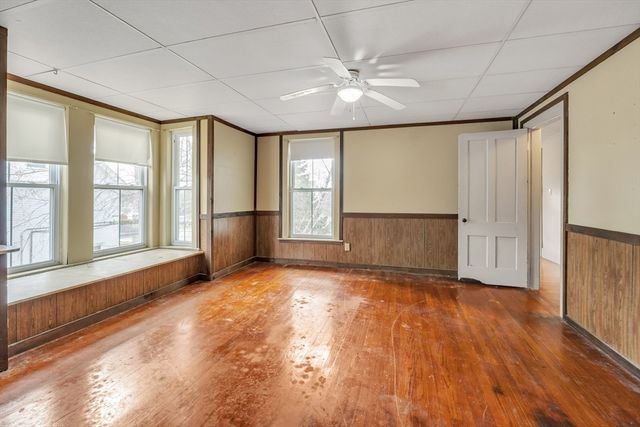 94 South St, Ware, MA 01082