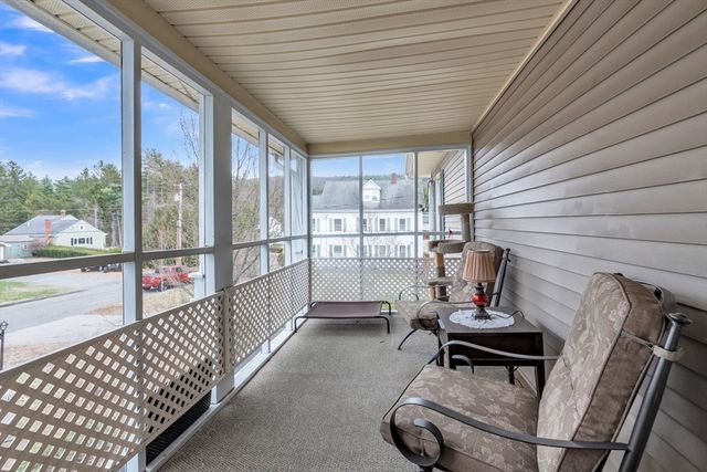 94 South St, Ware, MA 01082