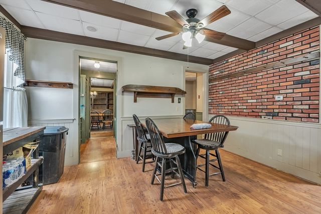 94 South St, Ware, MA 01082