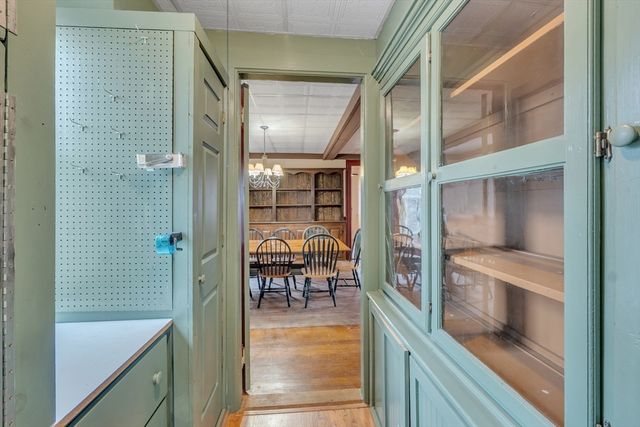 94 South St, Ware, MA 01082