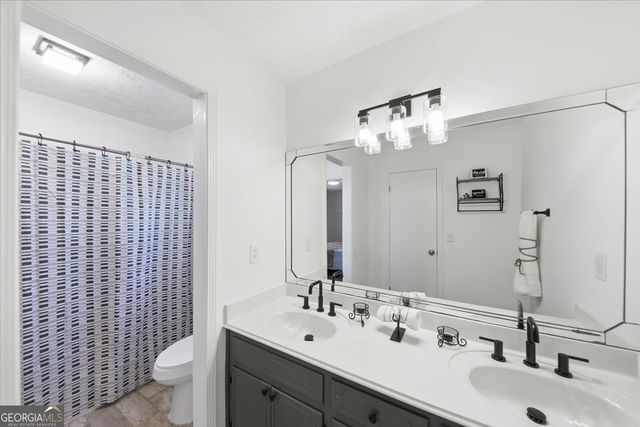 148 Dana Drive, Fayetteville, GA 30215