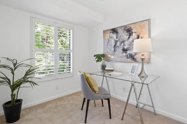 951 La Mesa Terrace A, Sunnyvale, CA 94086