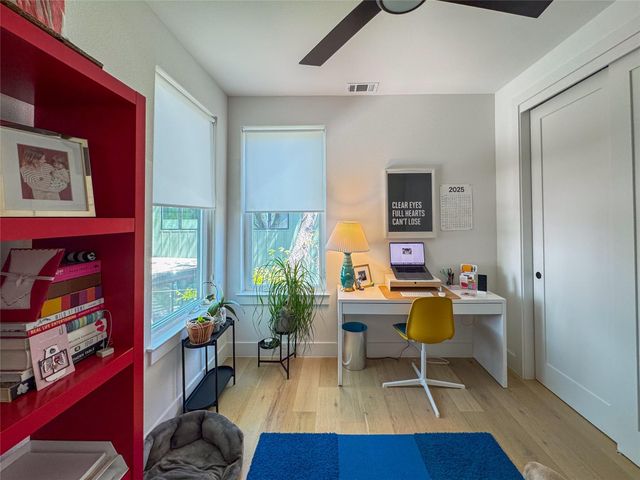 619 Tillery ST A, Austin, TX 78702