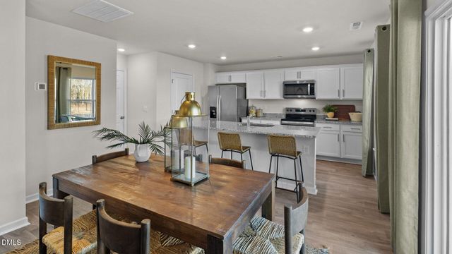 208 Wood Street, La Grange, NC 28551