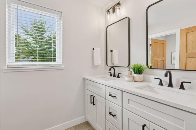 5356 27th Avenue S, Minneapolis, MN 55417