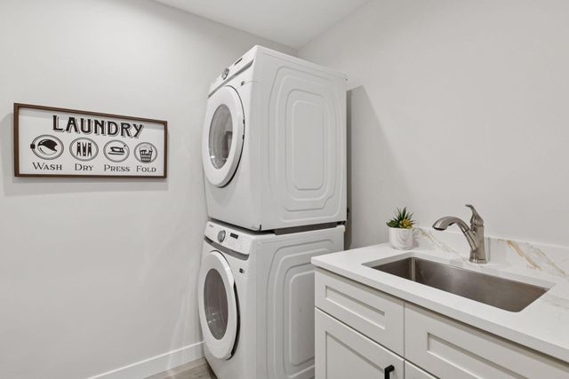 5356 27th Avenue S, Minneapolis, MN 55417