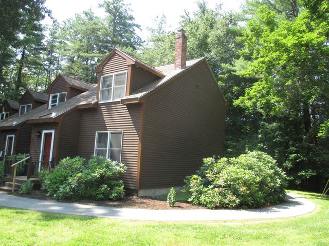 101 Bellamy Woods Road, Dover, NH 03820