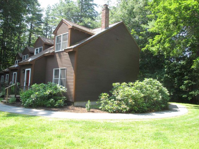 101 Bellamy Woods Road, Dover, NH 03820