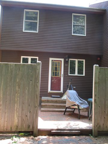 101 Bellamy Woods Road, Dover, NH 03820