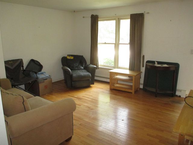 101 Bellamy Woods Road, Dover, NH 03820