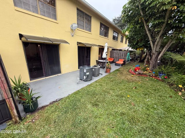 216 Glenview Blvd Apt 102, Daytona Beach, FL 32118