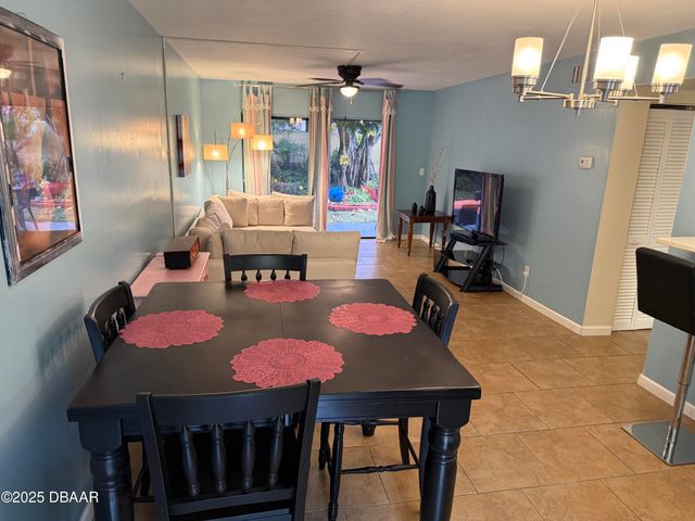 216 Glenview Blvd Apt 102, Daytona Beach, FL 32118