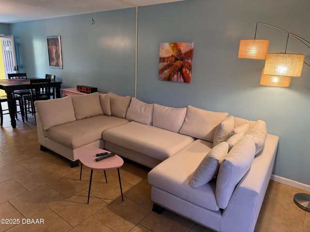 216 Glenview Blvd Apt 102, Daytona Beach, FL 32118