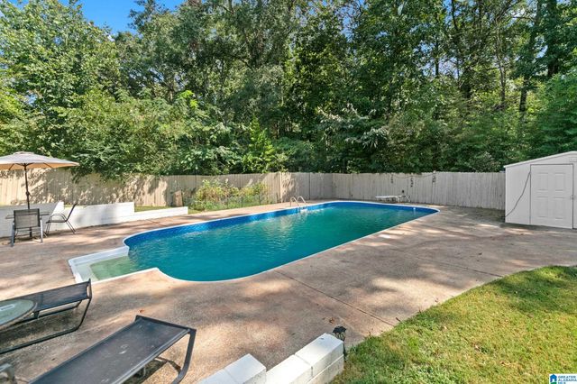 2014 1ST AVENUE W, Alabaster, AL 35114