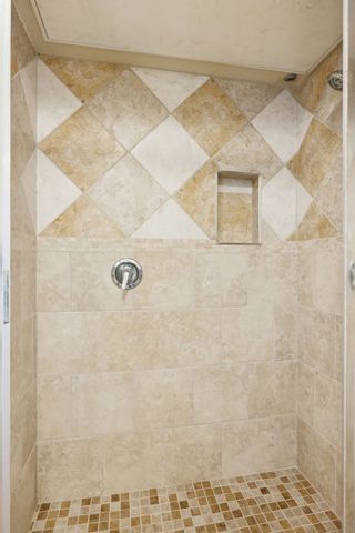 2600 Hillsboro Pike Apt 223, Nashville, TN 37212