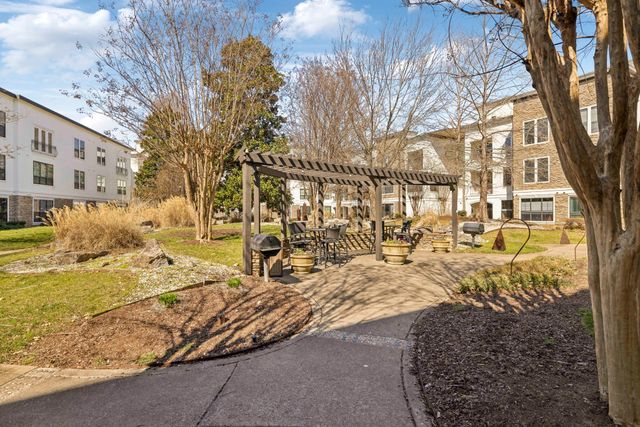 2600 Hillsboro Pike Apt 223, Nashville, TN 37212